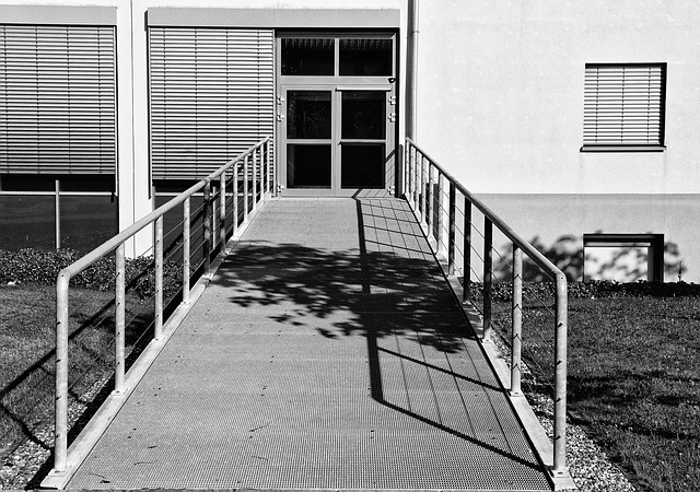 Zábradlí se hodí všude. 